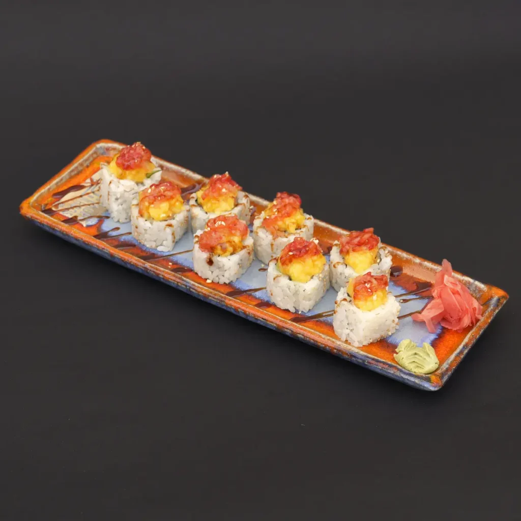 Uramaki Mango Roll 8 szt. — Sushi w Sushi Show & Ramen Star, Kraków